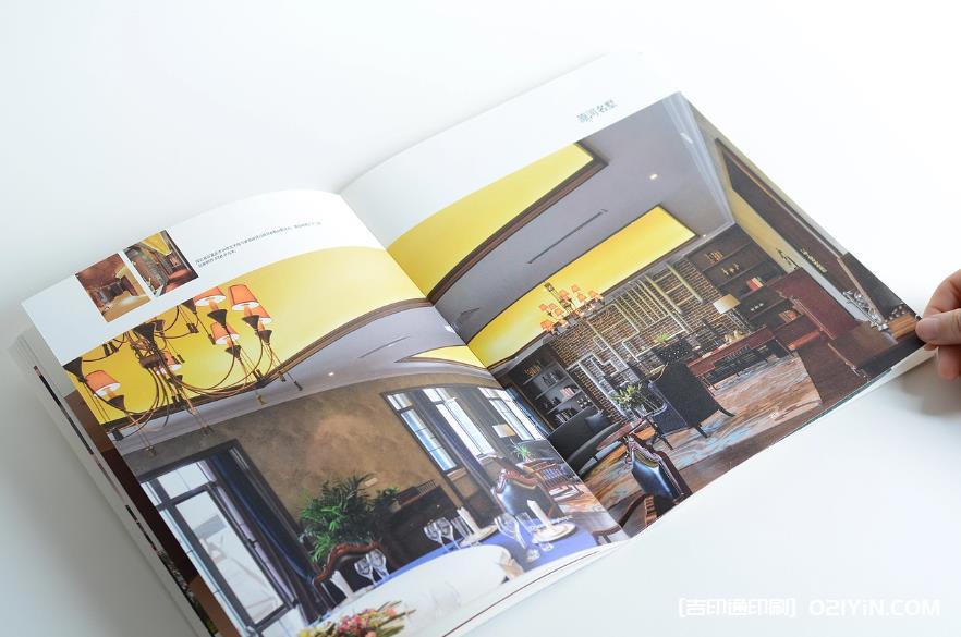 上海本地化服務優(yōu)勢：產品畫冊印刷的上門對接、打樣確認與配送保障